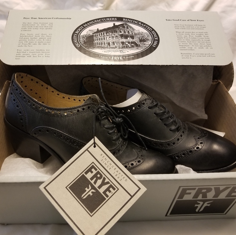 Frye Maggie Wingtip Perforated Oxford Heels Black
